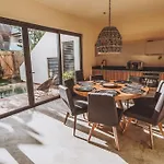 Luxury Villa-4Bd Privatepool- Familyretreat