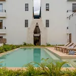 New Luxury With Plunge Pool