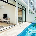 Stylish Sexy 1 Bd W/ Private Pool & Rooftop Pool