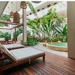 Jade 10 Tulum Premium