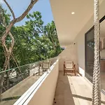 1 Bd Suite With Private Balcony, Rooftop Pool, Gym