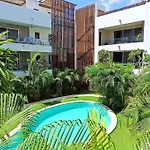 Spacious 3Bdr Penthouse Aldeazama Pvt Pool Terrace Xaman Condo