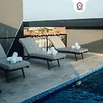 Apartamento Loft Boho In With Pool & Gym