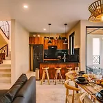 Apartment Deluxe 6br Double Penthouse With 2 Private Roof Pools