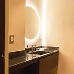Apartamento Stylish Retreat For 6, Near Everything *