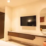 Stylish Retreat For 6, Near Everything Tulum