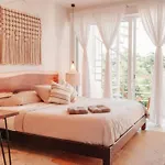 Romantic Private Jacuzzi And Pool
