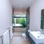 Luxury House With Rooftop And Jacuzzi Holiday home Tulum