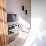 Top Level Studio With Minifridge Microwave And Splash Pool