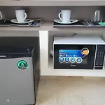 Apartment Level With Minifridge Microwave And Splash Pool