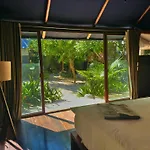Libelula Beachfront Hotel