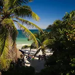 Hotel Libelula Beachfront