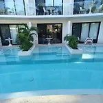 Apartahotel Luxury Park Lagunas 4*