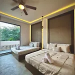 Stunning In The Heart Of La Veleta Villa Tulum