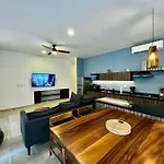 2 Bedroom In The Heart Of La Veleta! Apartamento Tulum