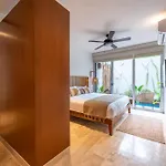 Aparthotel Nhoa By Maya Pm 4*