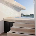 Apartamento Modern Sleeps 2