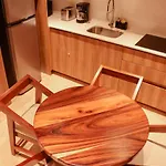 Apartamento Modern Sleeps 2