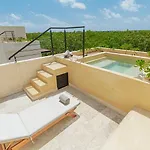 Apartamento 2br Penthouse With Private Jacuzzi At Aldea Zama Tulum