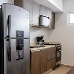 Apartamento Modern With 2 Bdr Gym & Pool *