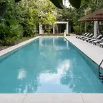Modern With 2 Bdr Gym & Pool Apartamento