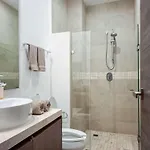 Modern With 2 Bdr Gym & Pool *