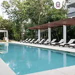 Modern With 2 Bdr Gym & Pool * Tulum