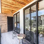 Lux Jungle Studio Near Beach