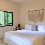 Casa Lupita Hotel 4*