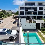 Villa Blanca Incredible 2Br Villa - Private Pool Free Beach Club