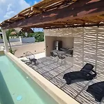 Homa Apartahotel *