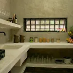 Hotel Amor Rooms