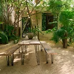Amor Rooms Hotel