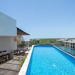 Akua Mexico Apartahotel
