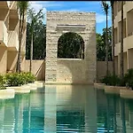 Cocay Lofts203 Unique Jungle Swim Up And Plunge Pool