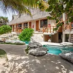 Mezzanine By La Zebra, An Slh Hotel (Adults Only)