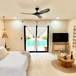 Cocay Welcome To The Jungle Apartahotel 4*