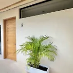Cocay Welcome To The Jungle Apartahotel