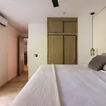 Spacious For 10 Great Amenities *