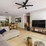 Spacious For 10 Great Amenities Apartamento
