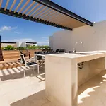 Apartamento Spacious For 10 Great Amenities