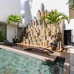 Spacious For 10 Great Amenities *
