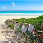 Brand New Penthouse Jungle Views 2 Bdr Sleeps 6 Tulum