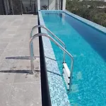 Apartamento Infinity Pool Rooftop Wifi