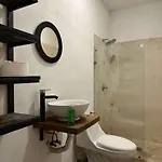 Pensión Varuna