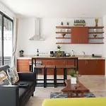 Apartment Casa Laura - - Private Townhome For 6 Guest - 3 Bedrooms - 5 Beds- Restaurant Walking Distance