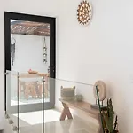 Casa Laura - - Private Townhome For 6 Guest - 3 Bedrooms - 5 Beds- Restaurant Walking Distance