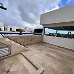 Tulum-onebedroom-fastwifi-pooltable-privatetub