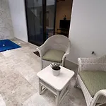 Apartment Tulum-onebedroom-fastwifi-pooltable-privatetub