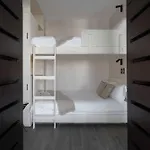 Exclusive 20 Guest Hotel Pool Tubs And Concierge